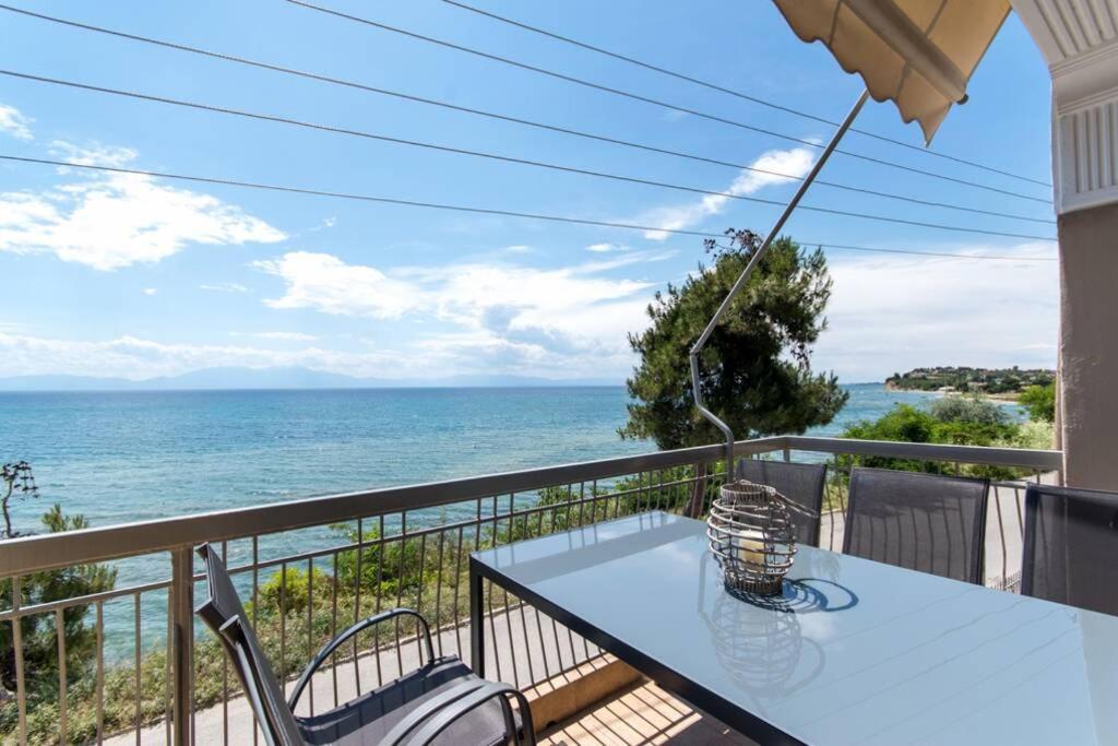 Вілла Endless Sea View House Неа-Іраклія Екстер'єр фото